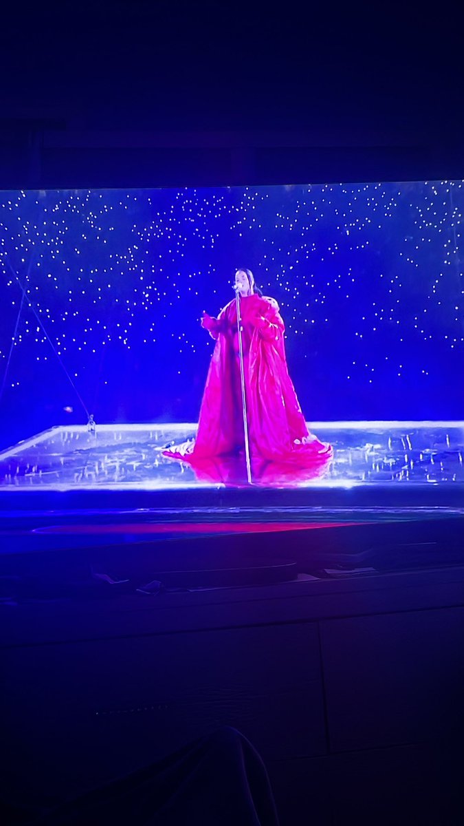 ZARYAXE's tweet image. #SuperBowl  CAN WE JUST APPRECIATE THE PERFORMANCE WHILE PREGNANT ALSO DIAMONDS PERFORMANCE NEVER FAILS!