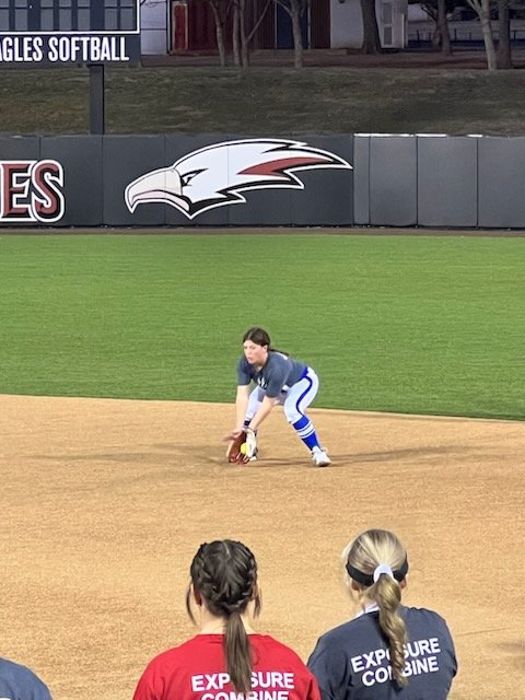 #78 Shelbi Brazeal and #9 Kennedy Layton attended the 4 SS Combine at Oklahoma Christian today!! Shelbi is a 2024 P/1B/OF Kennedy is a 2025 P/Utility. Several of our OK Exclusive Softball sisters attended this camp today. Proud of these young ladies!!