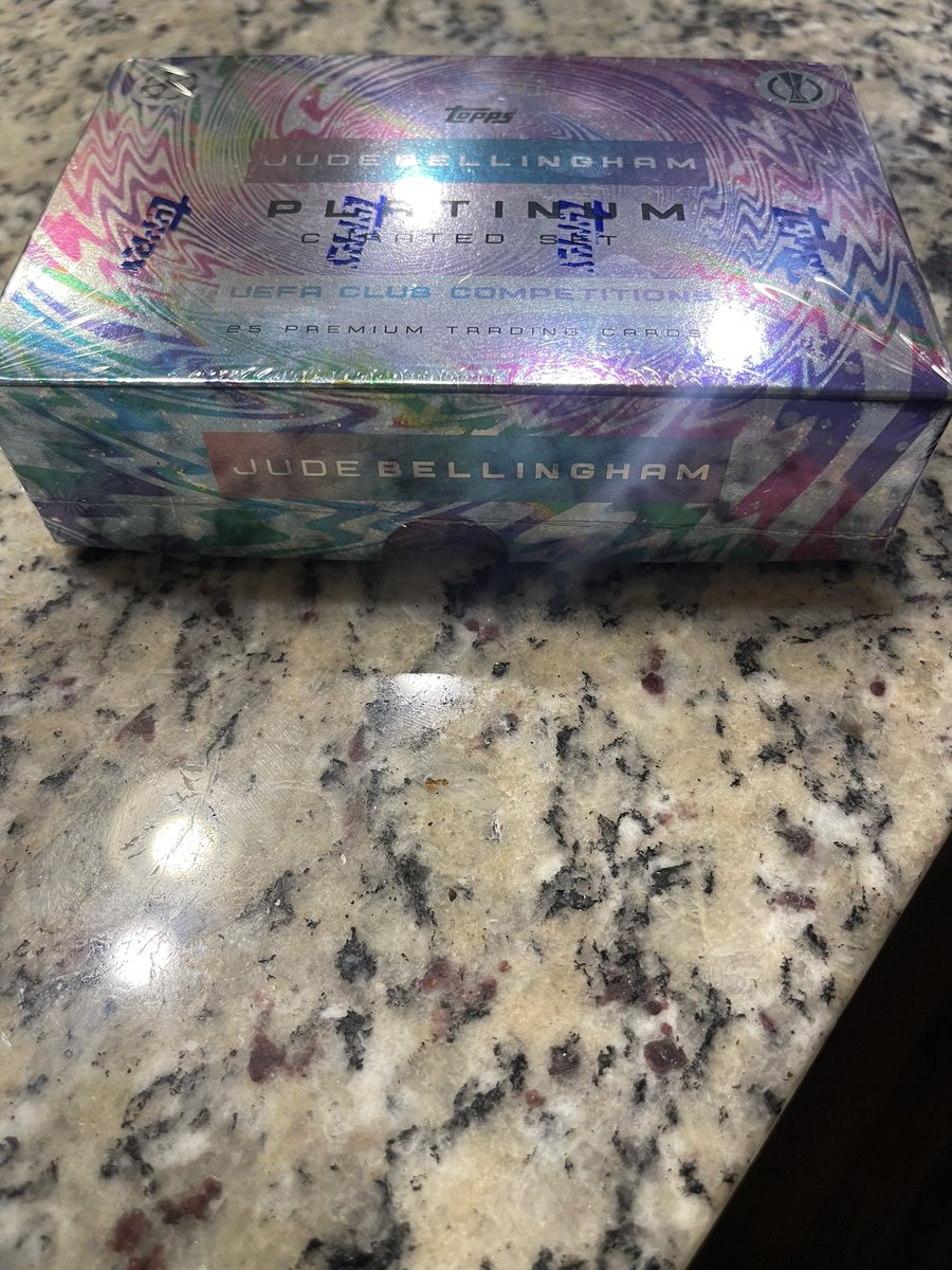 is anybody looking for a box ? Jude Bellingham Platinum Curated set box $340 shipped :) <a href="/jcutlersburner/">JayCutlersBurner</a>