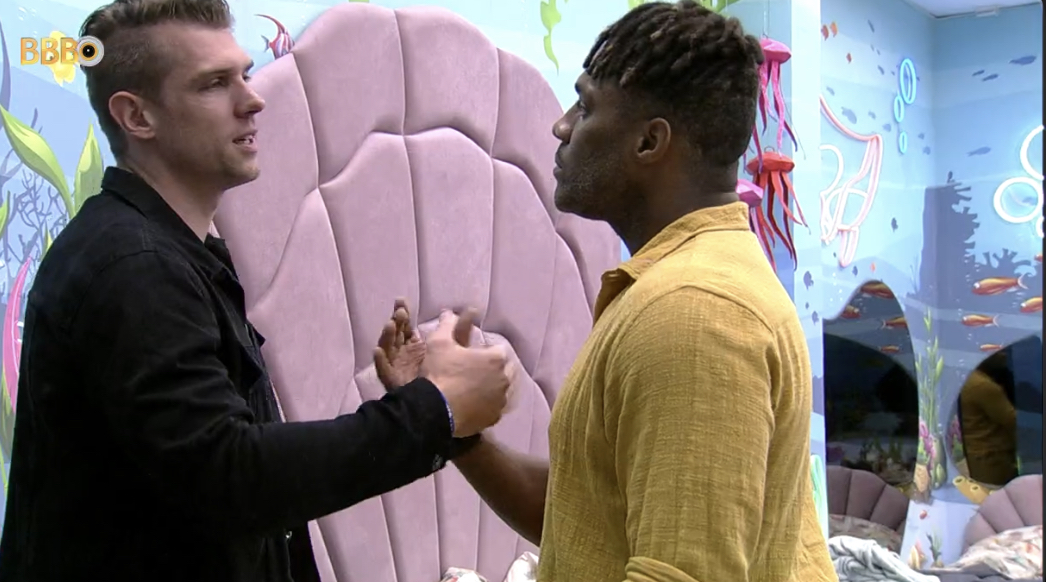 Dantinhas's tweet photo. DR Fred: “eu posso te dar um abraço?”

Cristian: “Não” #BBB23 https://t.co/0wOmFHW09X