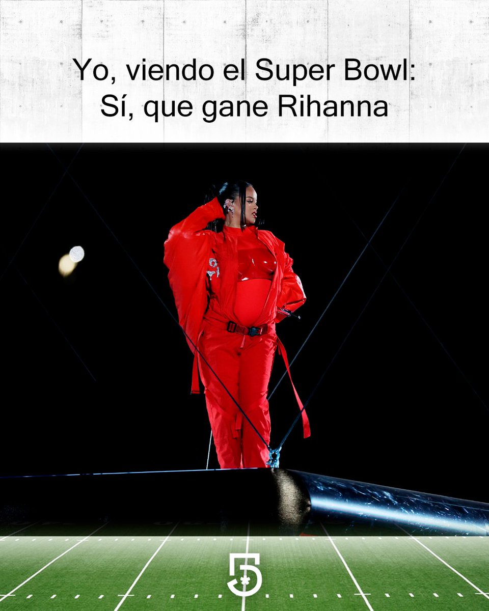 MiCanal5's tweet photo. Rihanna nos deleitó con sus mejores éxitos en el show del medio tiempo, aquí los mejores memes 😅 🏈

#Rihanna #showhalftime #showdelmediotiempo #SuperBowlLVII #LosMasBuscados https://t.co/QcExWmY2O9