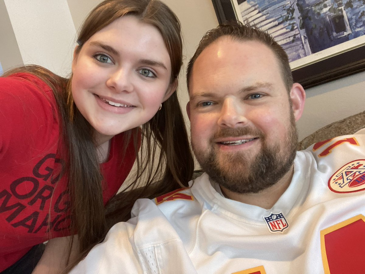 pellapadre's tweet photo. Let’s go Chiefs! With Child #2… https://t.co/Ld9iZeGNp8