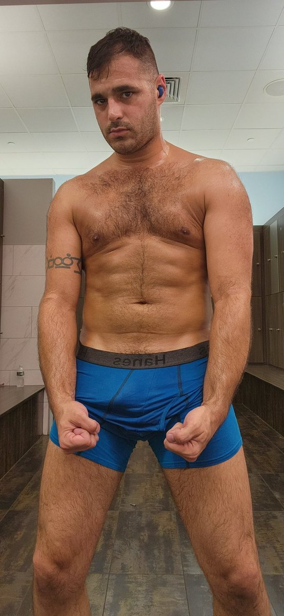 KyleDe0's tweet photo. Today's post work out https://t.co/3dGoGd902H