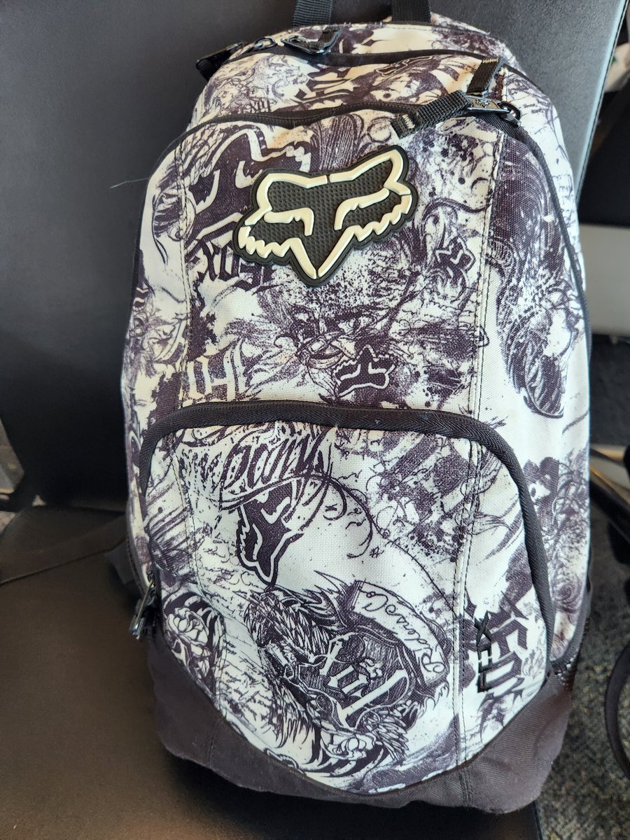 mathamattis's tweet photo. This backpack has had my back for almost half of my life. Thanks, @foxracing, for being there with me through it all (well, half of it all)! https://t.co/3SexYOhCWL