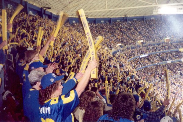 realjohnnynero's tweet image. Every Hall of Famer from the #StlRams #GSOT should have a statue out in front of the Dome. That’s where the magic happened.