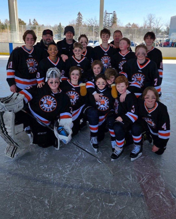 Moorhead PWB Black tweet media