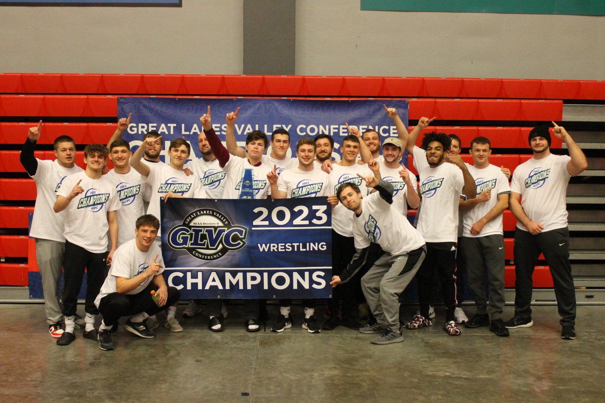 <a href="/UIndyWrestling/">Hounds Wrestling</a> 🤼 | Your 2⃣0⃣2⃣3⃣ #GLVCwrestle Champions <a href="/UIndyWrestling/">Hounds Wrestling</a>!