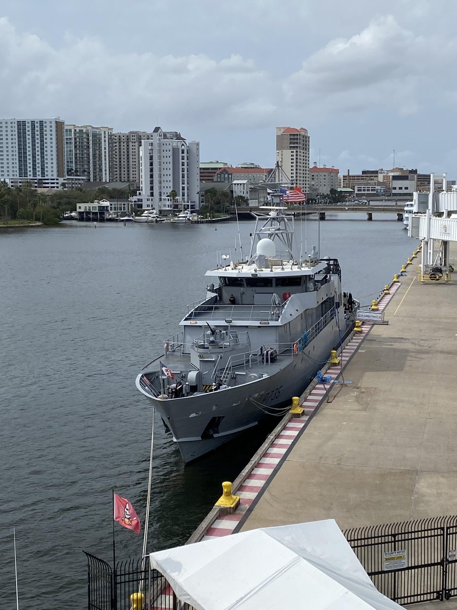 WarshipCam's tweet photo. French Navy La Confiance-class offshore patrol vessel FS La Combattante (P-735) in Tampa, Florida - February 12, 2023 #fslacombattante #p735 @Jef_Hilsen
SRC: RED-derpybanana1835 https://t.co/b2zvErTNoy