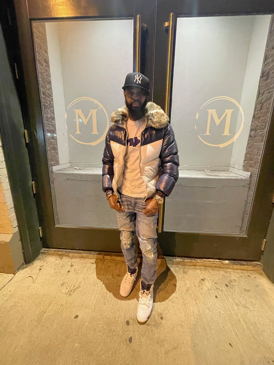 FoxSoSly's tweet photo. Last night Flow. https://t.co/uUvkmtbKy1