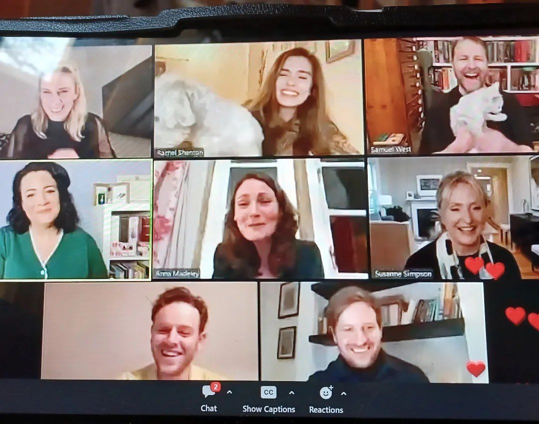 Fab Zoom w/ cast/crew/pets of #AllCreaturesGreatandSmall They're all as funny &amp; warm-hearted as they are on screen. Little known fact: Siegfried actor #SamuelWest is the inspiration for Myrtle's father (&amp; he's on the cover of #InMyrtlePeril )! #MasterpieceTheatre <a href="/exitthelemming/">Samuel West 💙💛</a>