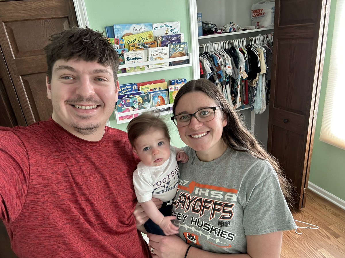MelissaCecala's tweet photo. Carter is ready for his first Super Bowl!! 
#footballguy #footballguyoftheweek #superbowl @PardonMyTake @BarstoolBigCat @rgritt https://t.co/W2Z0h7DW3n
