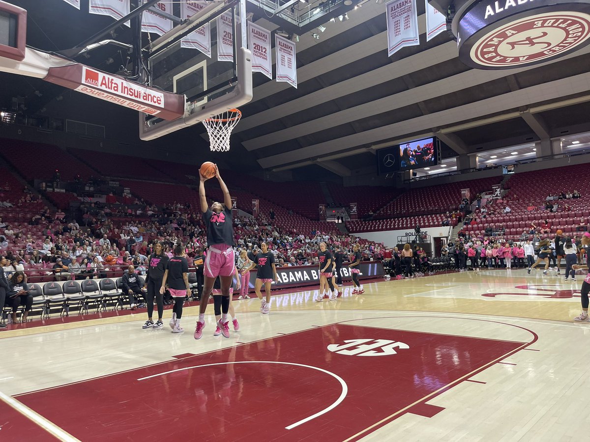 Grace Brister on Twitter "Alabama Women’s Basketball vs. Auburn in Coleman Coliseum. More