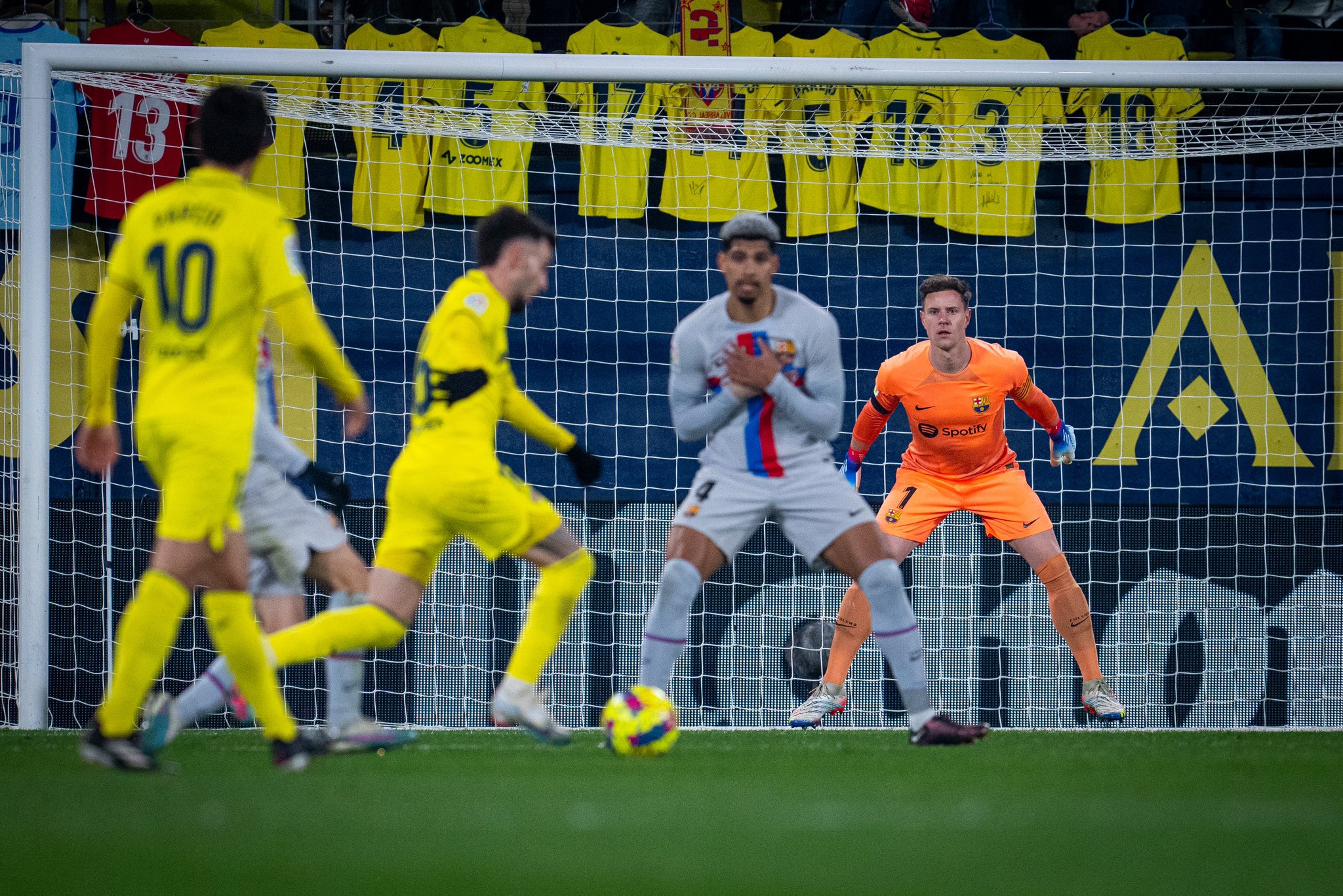 barcacentre on Twitter "𝟭𝟲 clean sheets in 𝟮𝟭 La Liga games this