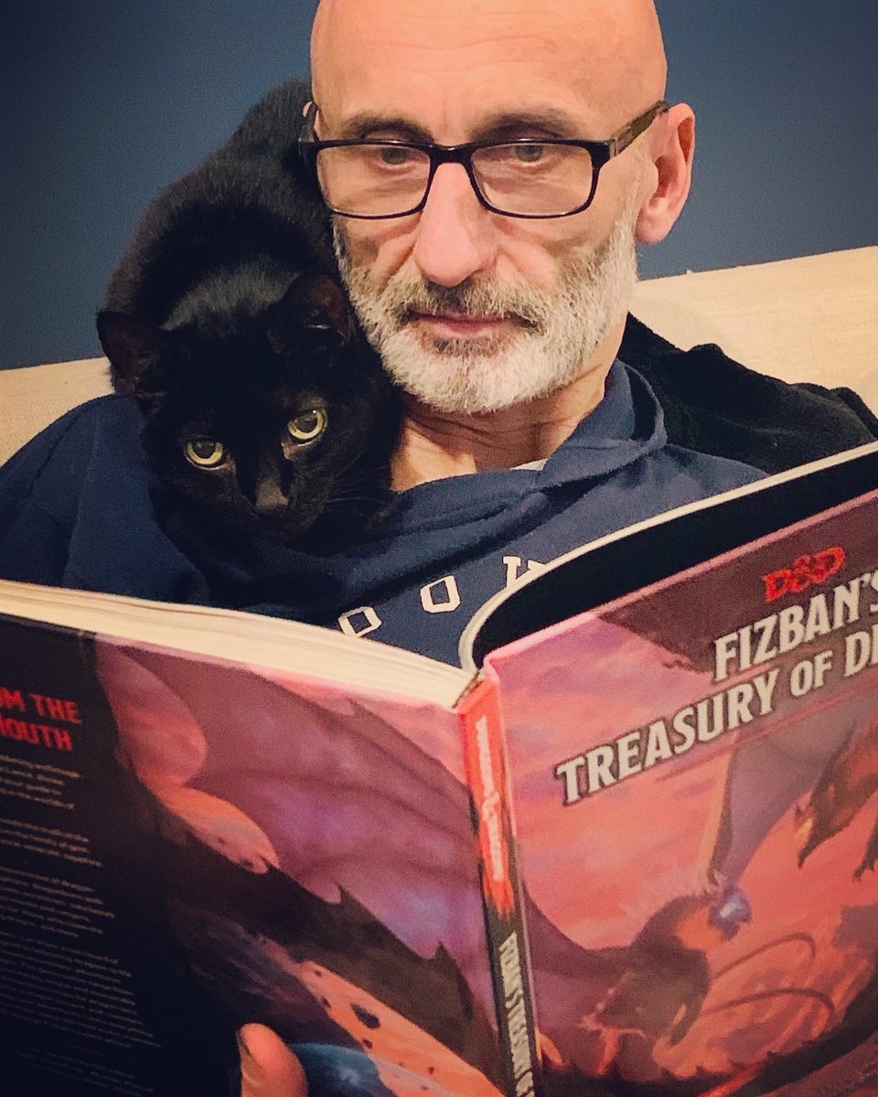 dorksnorks's tweet photo. Our very own @gary_colman gets ‘familiar’ with the rules 🤣 🐈‍⬛ #findfamiliar #dungeonsanddragons #CatsOnTwitter #ttrpgcommunity #ttrpgfamily #funniesttweets #comedy https://t.co/8xJ5bpaehY