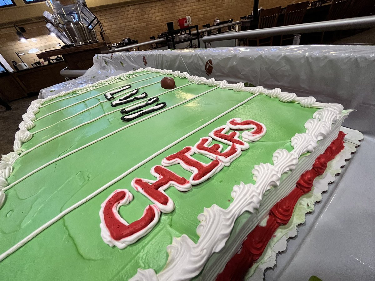 ClarkDining's tweet image. Which side do you root for? It doesn’t matter, you can still enjoy our cake tonight in Higgins!