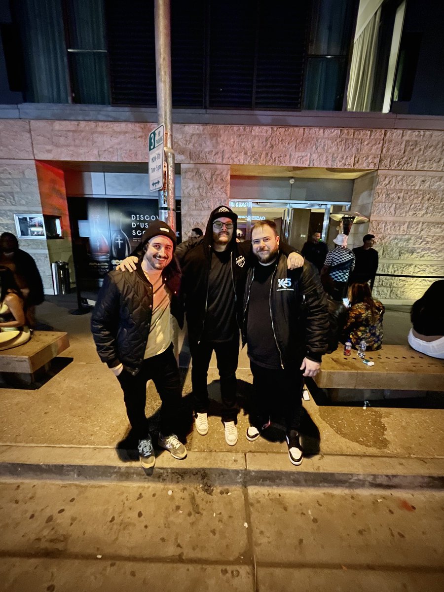 CoreyHosford's tweet photo. Party Boiz. 
@meatwrist x @TwiitchCreative https://t.co/kw5IACRBds