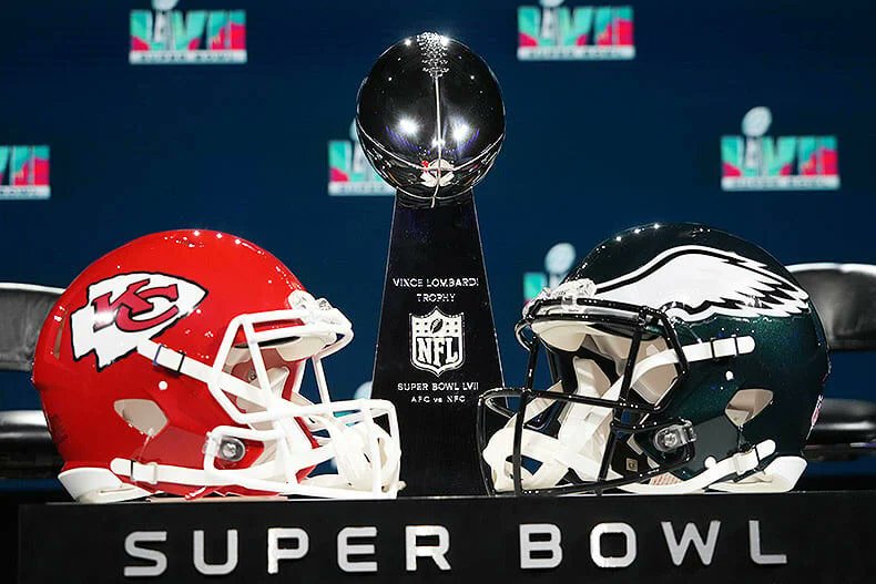 Who ya got??
Chiefs?
Eagles?
Rihanna?

#SuperBowlLVII #football #SuperBowl2023