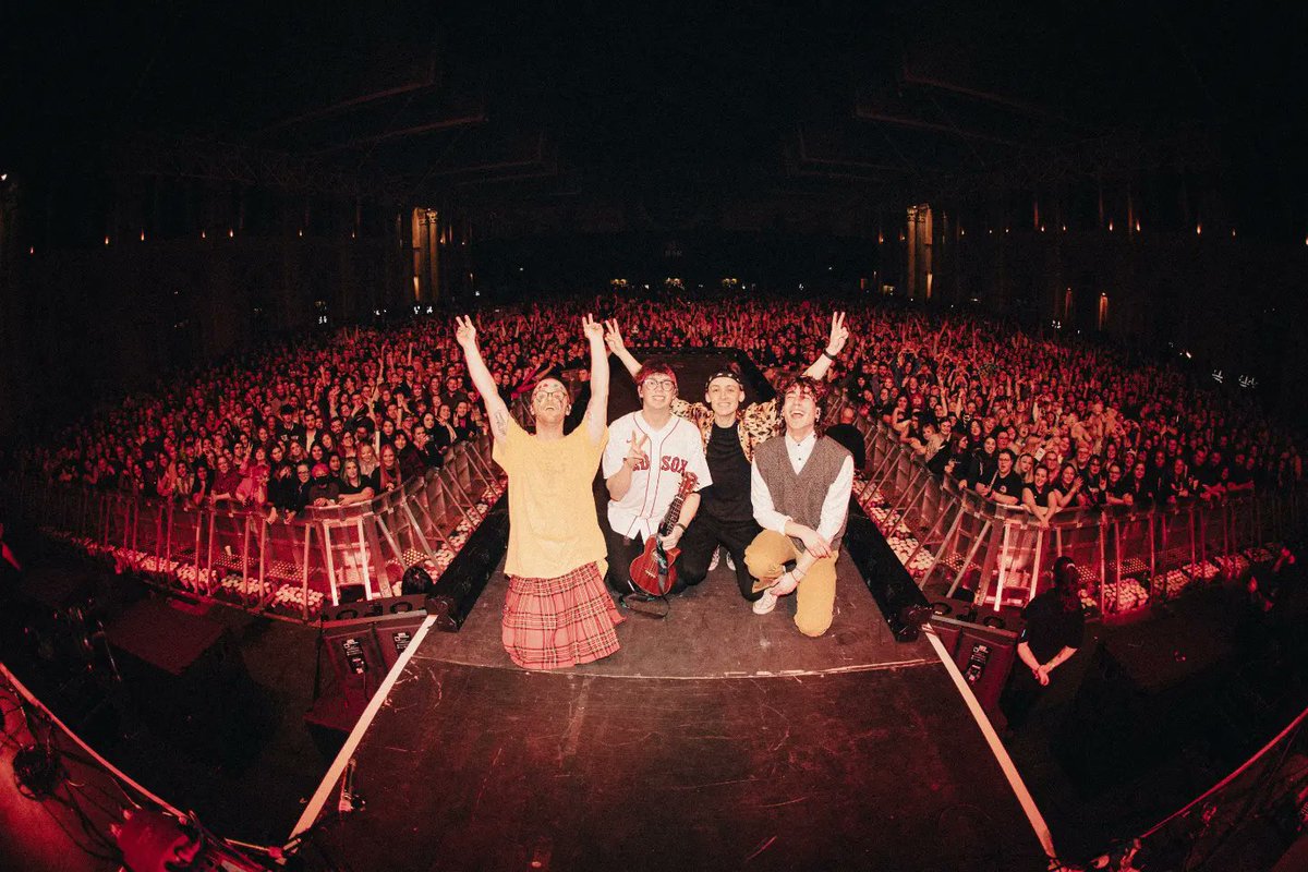 played the song about pouring fresh concrete into your mouth to 10,000 people in our hometown last night. played the one about a silly little oat milk coffee too. played the one about crying on the floor as well, now that i think about it