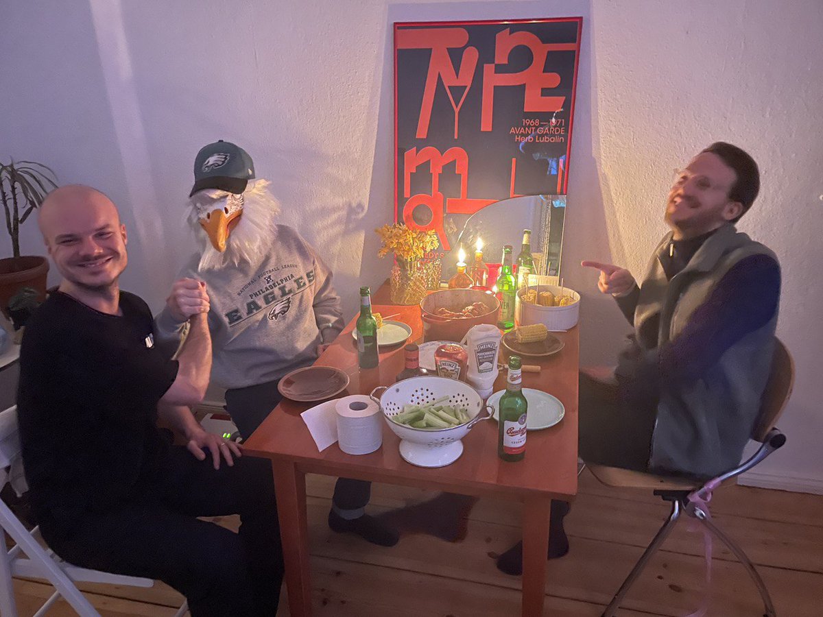 AGraeven's tweet photo. #ranNFLsuechtig #NFL #SuperBowl #ranNFL #GoBirds @Icke41 @rannfl_suechtig @ransport https://t.co/3y3eOKGINr