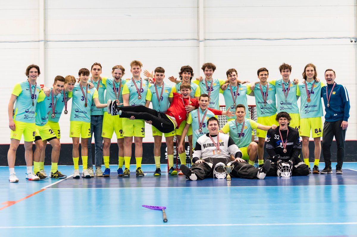 LFS_floorball's tweet image. 🏆 Jaunatnes līgas ZU18 grupa:
🥇 @RubeneFloorball
🥈 @KekavasBulldogs 
🥉 @FSMasters 
#florbols #floorball