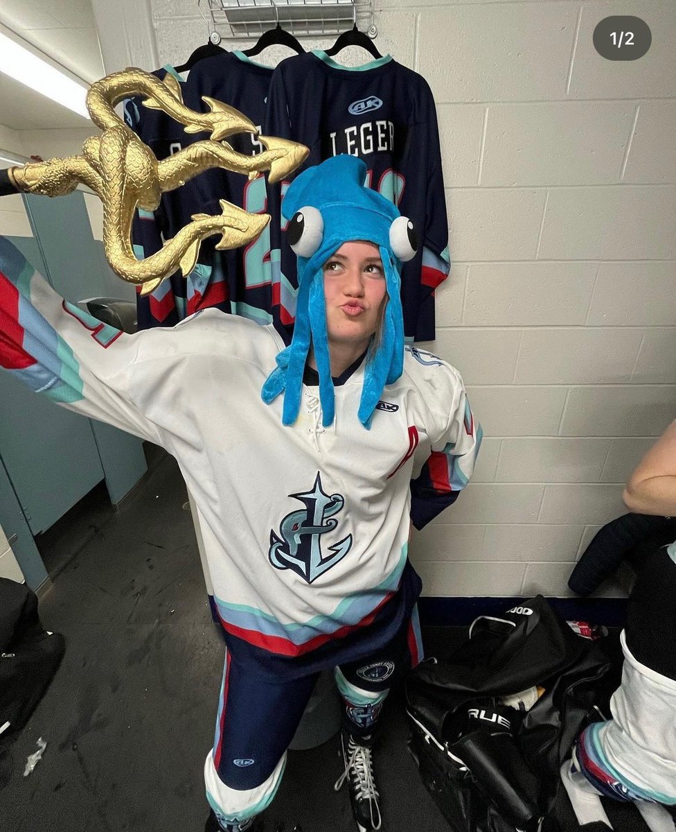 🐙🐙 CELEBRATE YOUR FUNDY KRAKEN 🐙🐙 #15 Kate Clarke A. Captain “Smooth skating forward with great vision who is always bringing the smile!” <a href="/nbfaaahl/">New Brunswick AAA Female Hockey</a> <a href="/HockeyNB/">Monad ⨀</a> <a href="/MMFHLU18/">The MMFHL</a>