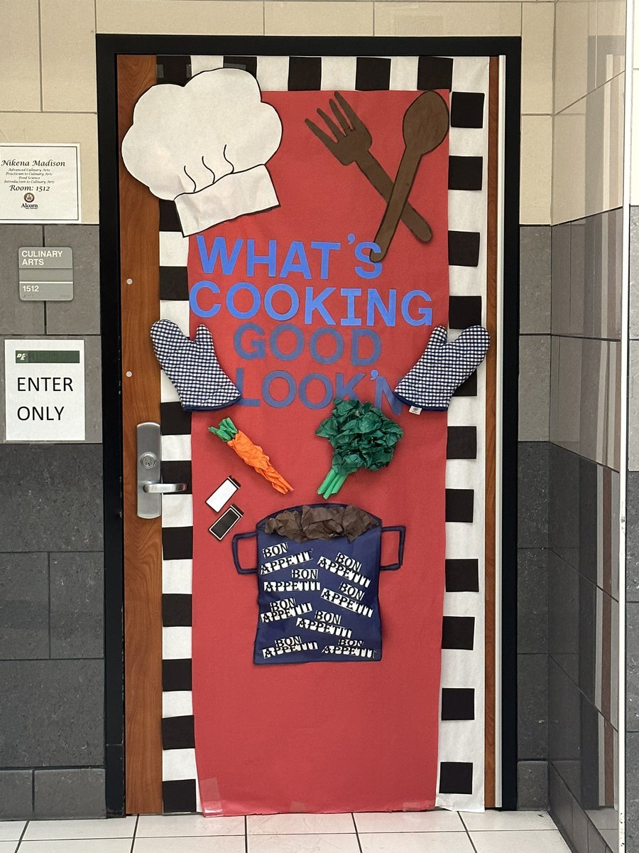 pugh_247's tweet photo. Here are a few more door decorations from @DeSotoISDCTE to celebrate CTE month. The winner will be announced tomorrow! #CTEMonth  #CTEFun https://t.co/I1fbuouFG5