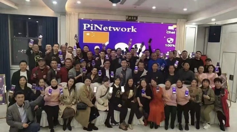 DucThu82's tweet photo. You know #PiNetwork is going to be a great crypto currency and credit goes only to @PiCoreTeam because they have created such a system which is transparent no one can deny not even governments around the world:
โ๏ธReal Person
โ๏ธReal Face
โ๏ธReal Name
#UptoDate #OnePiOneWorld https://t.co/5BhrsR3X3o