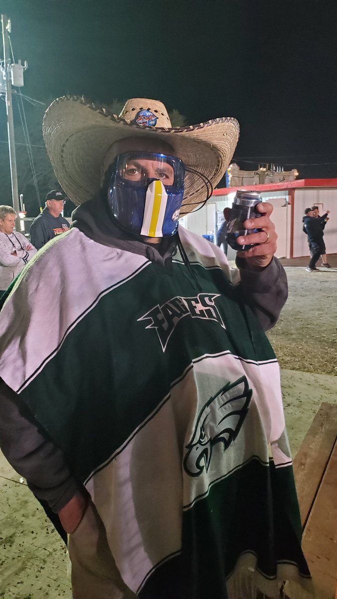 preedysr's tweet photo. @BrianBrown21 Go birds! https://t.co/QPZkGDmS63
