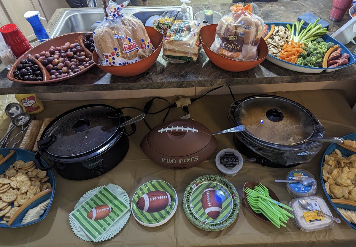 Author Clyde Bradley@ clydesside tweet media