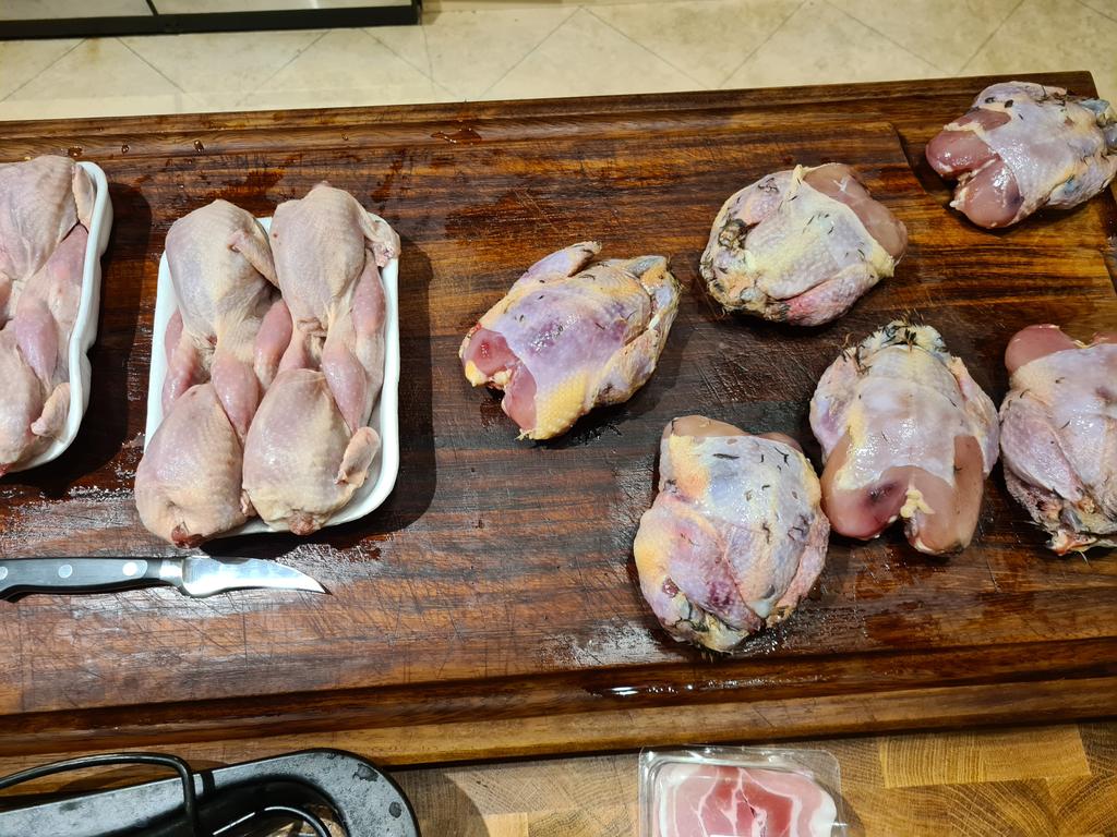 ILOVEBBQ1's tweet photo. Sunday roast #foodfirefriends #bbq #grill https://t.co/I6Ghv91iUb