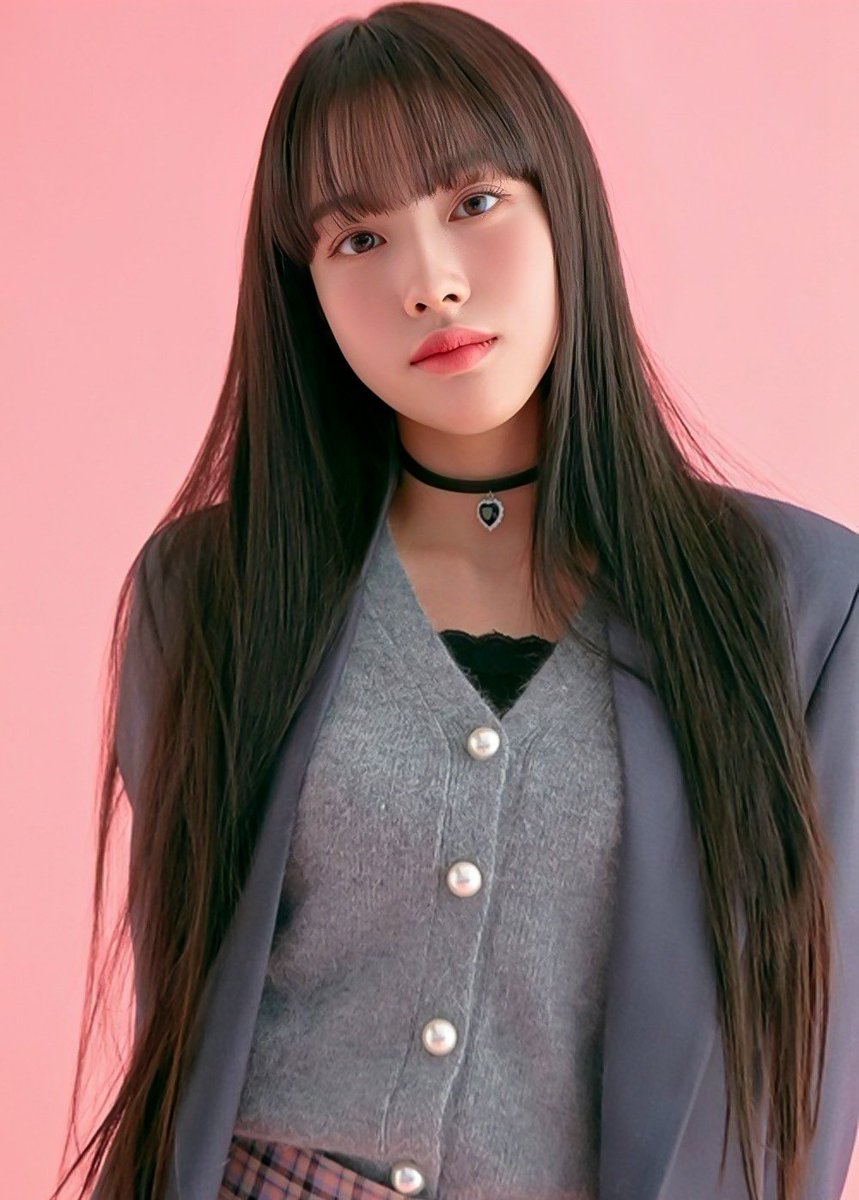 #Yoon #윤
flawless visual of shim jayoon