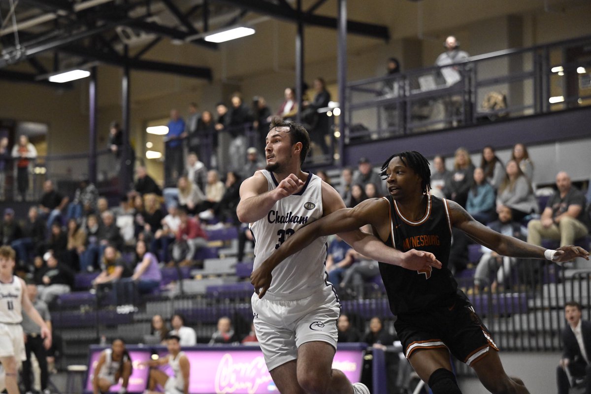 Big congrats to James Thomas, who set a new <a href="/ChathamMBB/">Chatham MBB</a> record for rebounds in a game with 1️⃣7️⃣‼️ Thomas added 14 points to earn the double-double as well⭐️😤💪