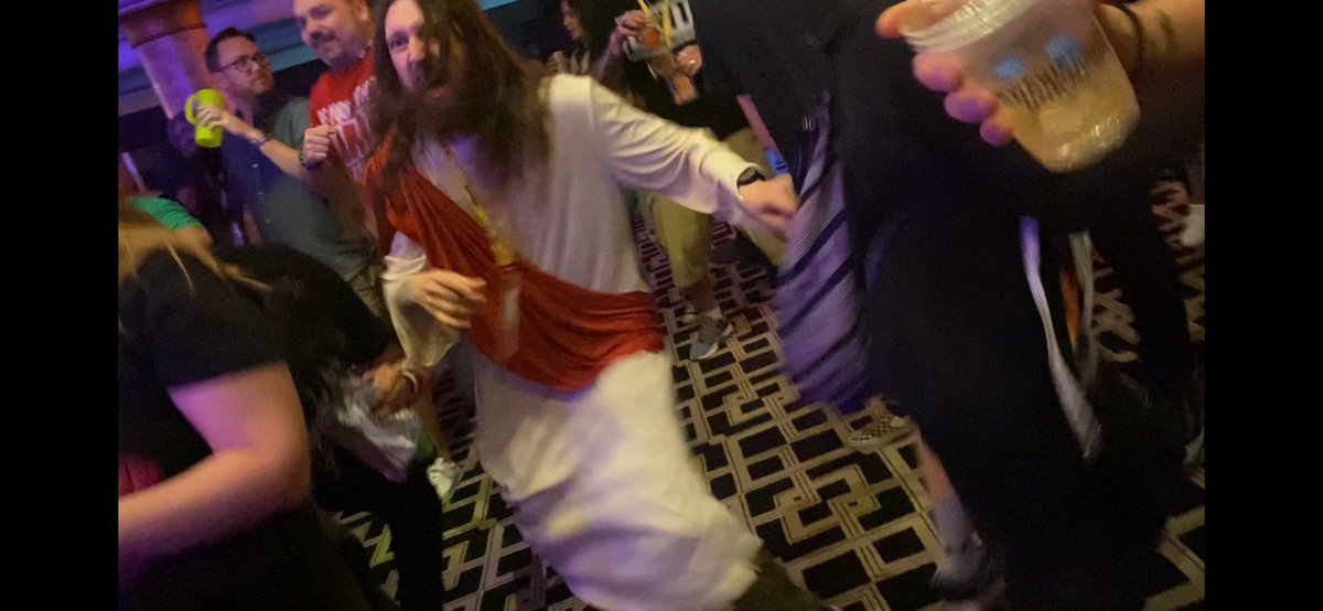 guttercandyrock's tweet photo. Jesus it’s Elvis! Gutter Candy performance second night mosh pit on the @jericho_cruise audience view. Total Rager characters galore! @IAmJericho @FrankieKazarian https://t.co/2S4VEgQyXX