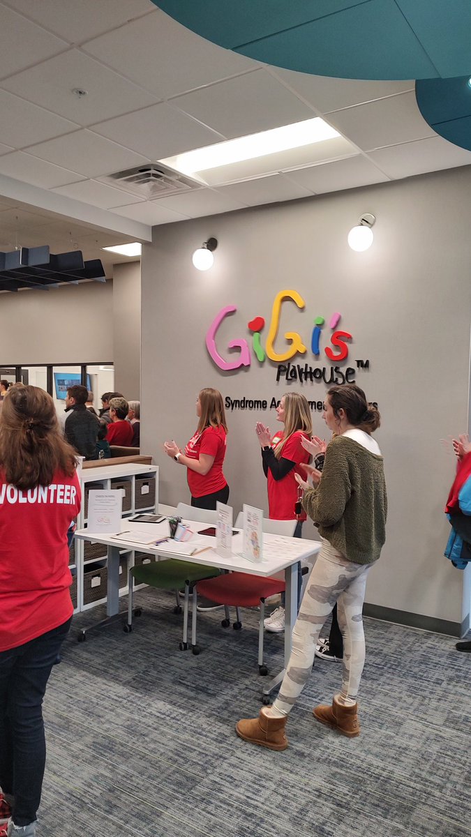 AMClayton1's tweet photo. @MayorWeinbrecht cutting the ribbon and announcing a SUPER Sunday for the grand opening of the new location of Gigi's Playhouse in  @caryncgov  Congratulations Gigi's.  What an awesome space. We love your new home.#grateful  @gigisraleigh @DukeEnergy https://t.co/xwEKxDEPAL