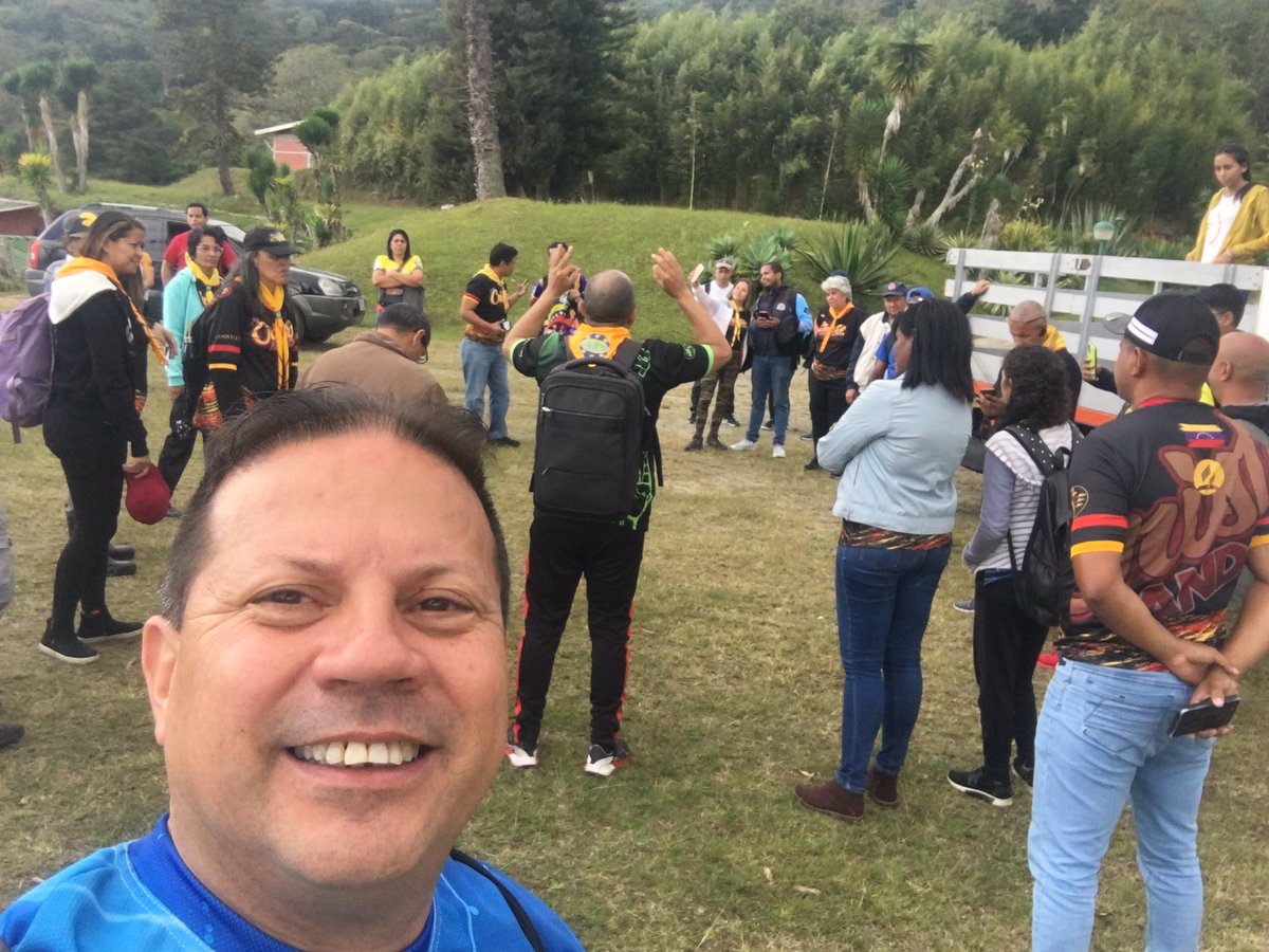 TitoJimenez3's tweet photo. AVC se prepara para el campamento https://t.co/3i8bUblc1U