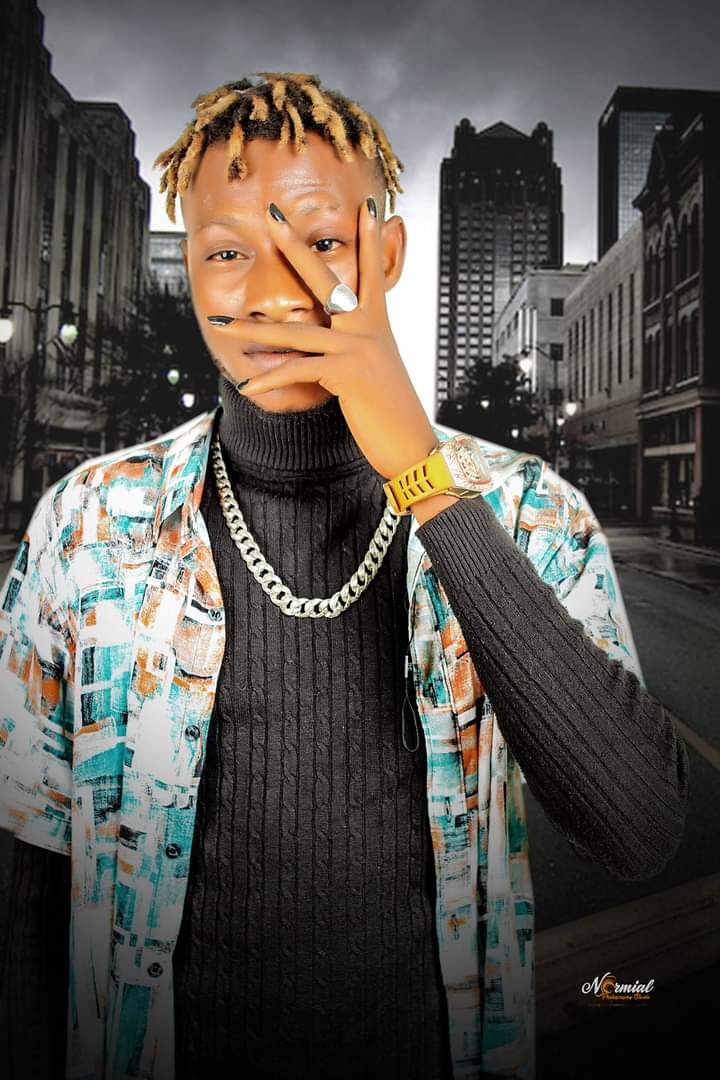 Ospn_Records's tweet photo. WHO IS YOUR GUY???
INCOMING JAM!!!! Gabspark, @gab_vibez @lincon_figo Featureing @spyro__official
Song Title: Package
#ospnrecords #OSPN #OSPNation #Update #ospn #gabspark #Linconfigo #Spyro #whoisyourguychallenge https://t.co/tonhA46eAL