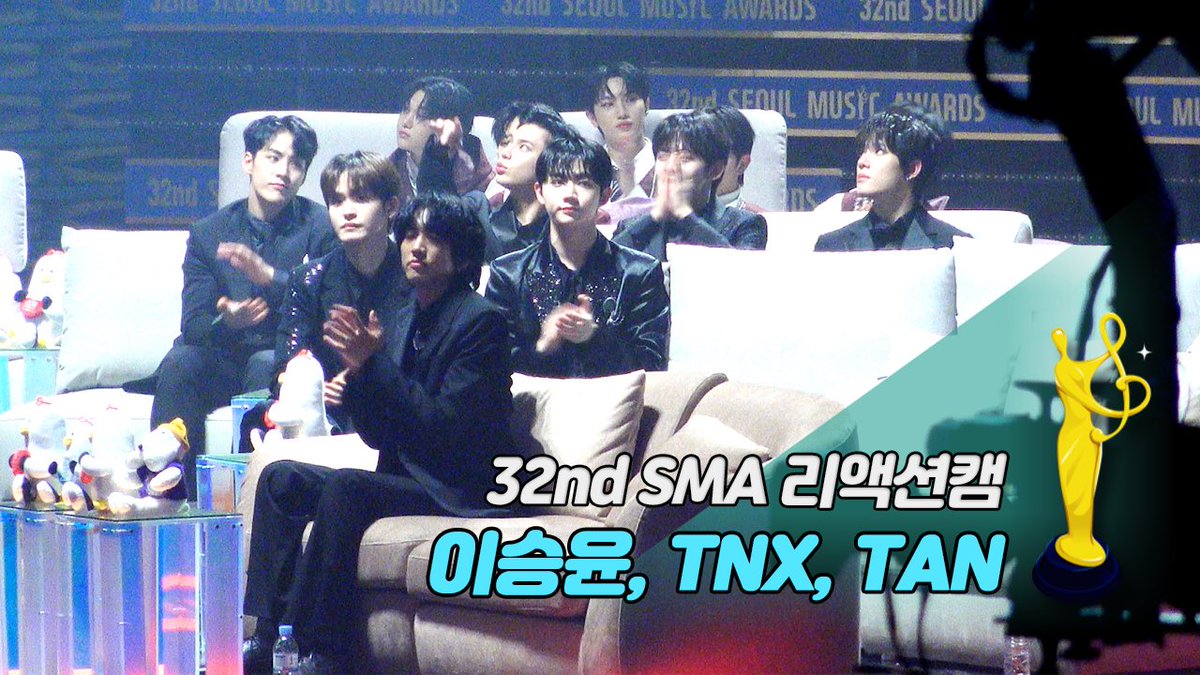 sportsseoul1's tweet photo. [제32회 서울가요대상 SMA 리액션캠] (여자)아이들((G)I-DLE) 'TOMBOY' Reaction (이승윤, TNX, TAN)

-> https://t.co/CFT53BqYts

#여자아이들 #GIDLE #IDLE #TOMBOY #톰보이
#서울가요대상 #kpop #seoulmusicawards #SMA
#리액션캠 #reactioncam
#이승윤 #TNX #TAN https://t.co/t3S9tkGaZZ