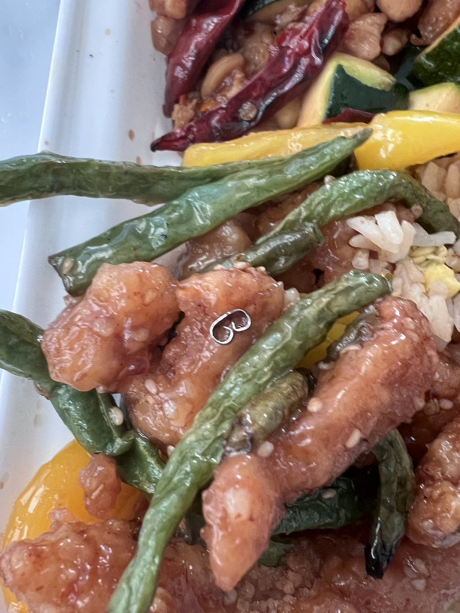 joepkipp's tweet photo. .@PandaExpress what is this piece of metal in my honey sesame chicken?? I hit into it and nearly broke my teeth https://t.co/OZ196T8f1Q
