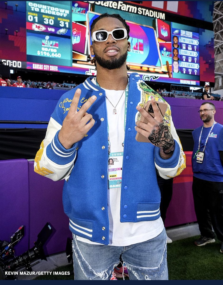 Adam Schefter on X: "Damar Hamlin is at his first Super Bowl. https://t.co/prwhI6kCG6" / X