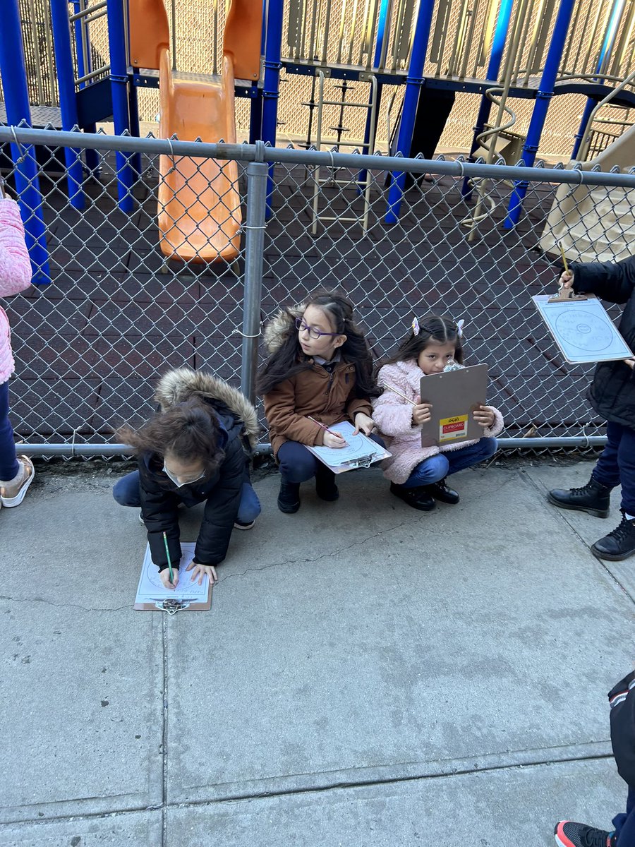 PS 280Q 1st grade tweet media