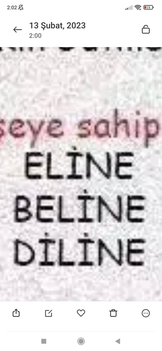 alid4747's tweet image. En önemli şeye sahip olun arkadaşlar
1.diline
2.kalbine
3.eline