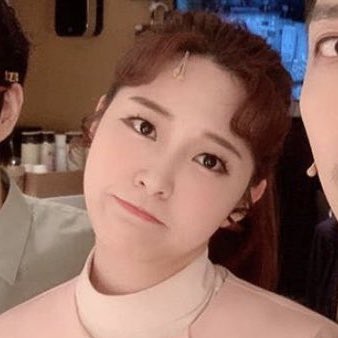 i2D028_'s tweet photo. 20째아클 너무 아기클레어라 눈물남 .. https://t.co/viwNuHQMzE