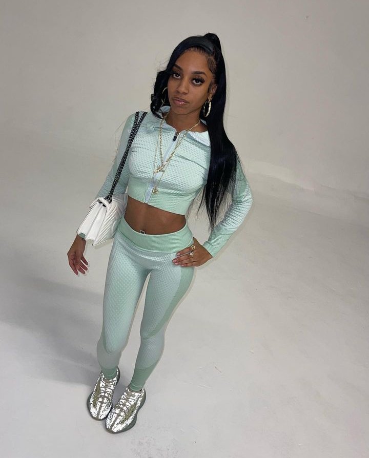 prettyyassmonae's tweet photo. im gonna post more pics/vids of my face,since y'all never see it personal content has my face in it come buy !!! #sellingpyt #SellingContent #sellingandbuying #selling_content #ebonyprincess #ebonybrat #Ebonys #ebonyfitness #ebony #nsfwtwtًًًٌٌ #nsfwtwtًًًٌٌٍِّْْ  #booktwt #books https://t.co/fSJjxv1hoM