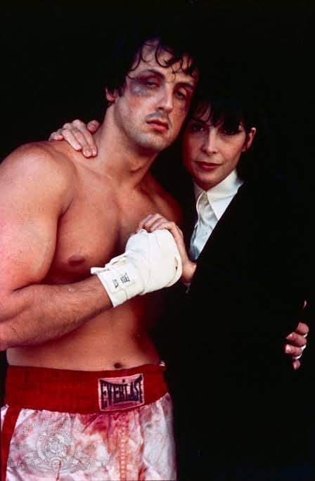 hulkfranco12's tweet photo. Fly eagles fly win it for one of your greatest athlete in Rocky Balboa #FlyEaglesFly #NFL #SuperBowlLVII #ROCKY @NFLRT https://t.co/GMtxyfWT78