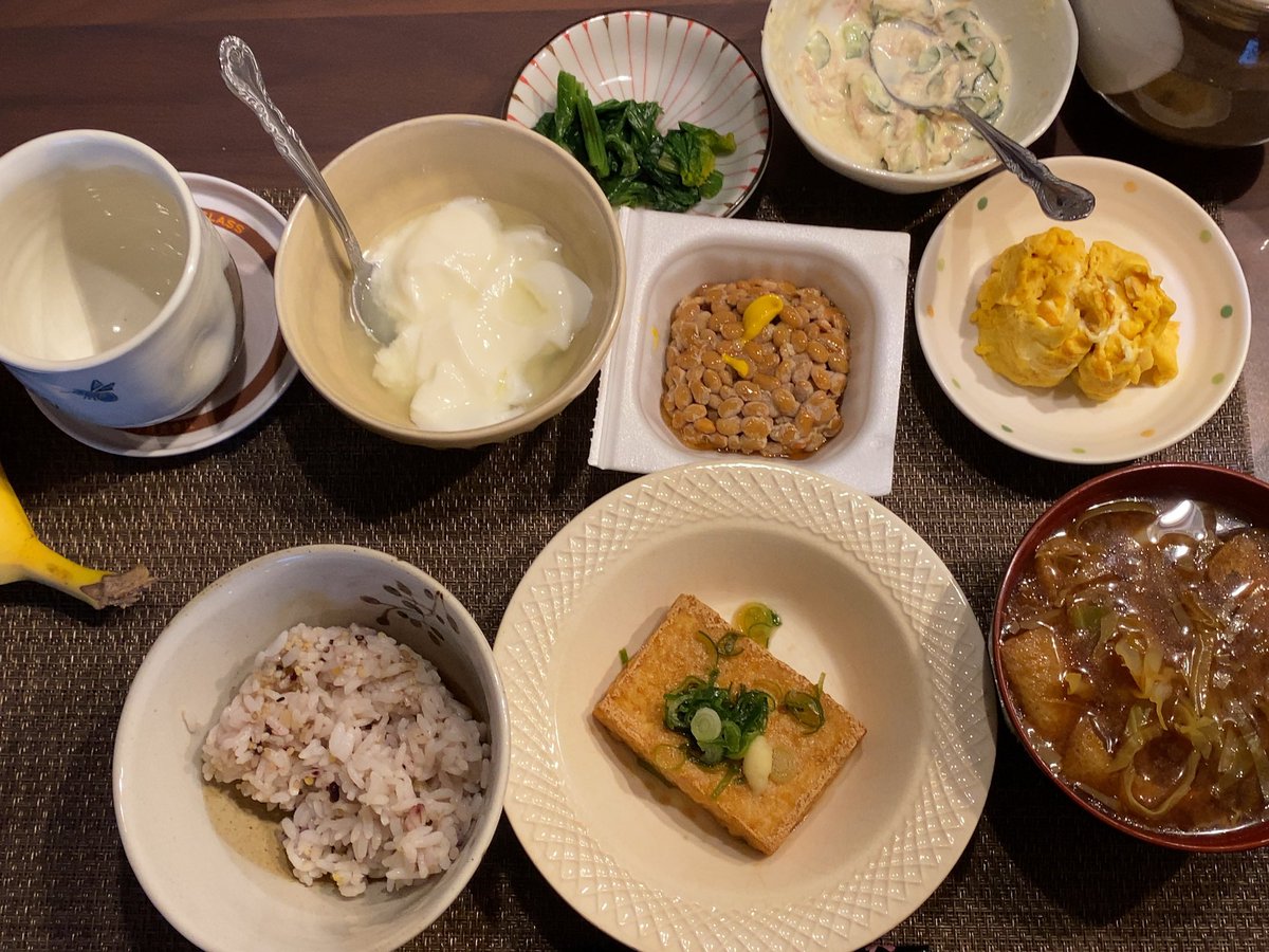DIET_REC_'s tweet photo. 今日も朝のストレッチ後和食中心の朝ごはん
朝から準備してくれる妻に感謝
#ダイエット #ダイエット記録 #おうちごはん https://t.co/206N7hDeHF