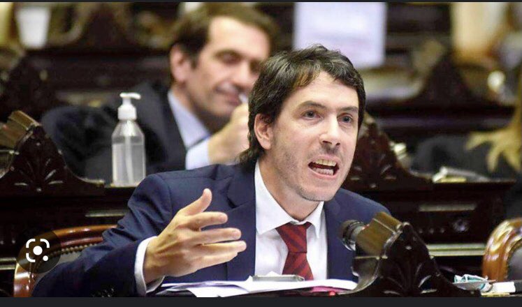 roxanareyessc's tweet photo. Felicitaciones @MBerhongaray a #ucr La Pampa y a todos los que participaron en #JuntosPorElCambio. Ahora juntos para terminar con años de hegemonía y pérdida de derechos en #LaPampa @UCRNacional @Dkroneberger @Marcelacoli63 https://t.co/DM6LGgzuni