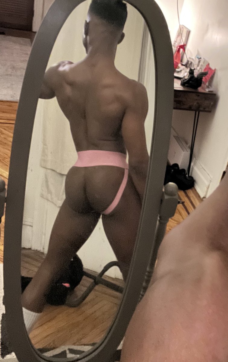sassyTwunk's tweet photo. @B7sexx https://t.co/85BhiMtulu