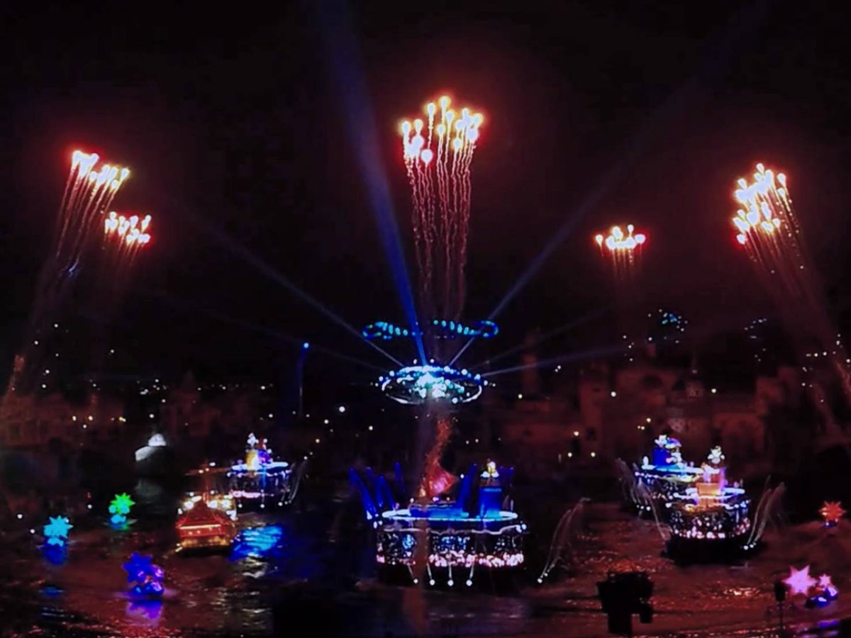 感情があふれて泣きすぎてしまいました。ありがとうございました！
 #MISIATHEGREATHOPE  #MISIA 
 #セキスイハイムスーパーアリーナ
 WAVE仙台☺️✨
(松島基地航空祭(2022)・ビリーヴ シーオブドリームス(2023))