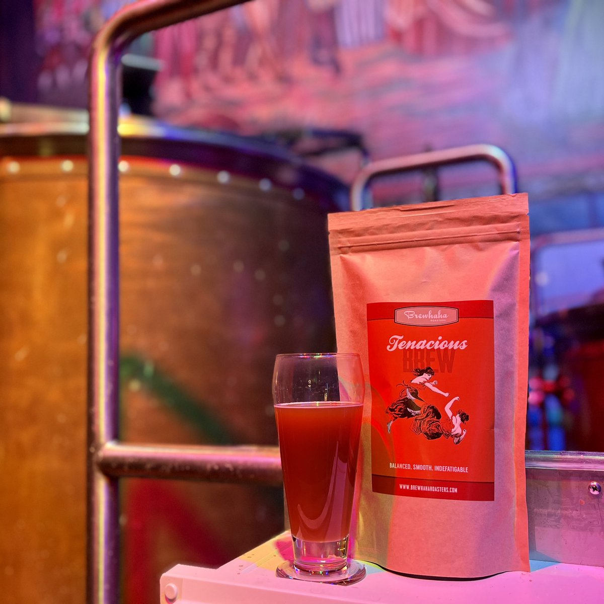 Cold brew coffee in beer? YES!
Drew at AL Ringling Brewing Company mixed local honey and our Tenacious Cold Brew coffee to his beer making this awesome Carmel Macchiato Ale!
Hurry, try it before it’s all gone!