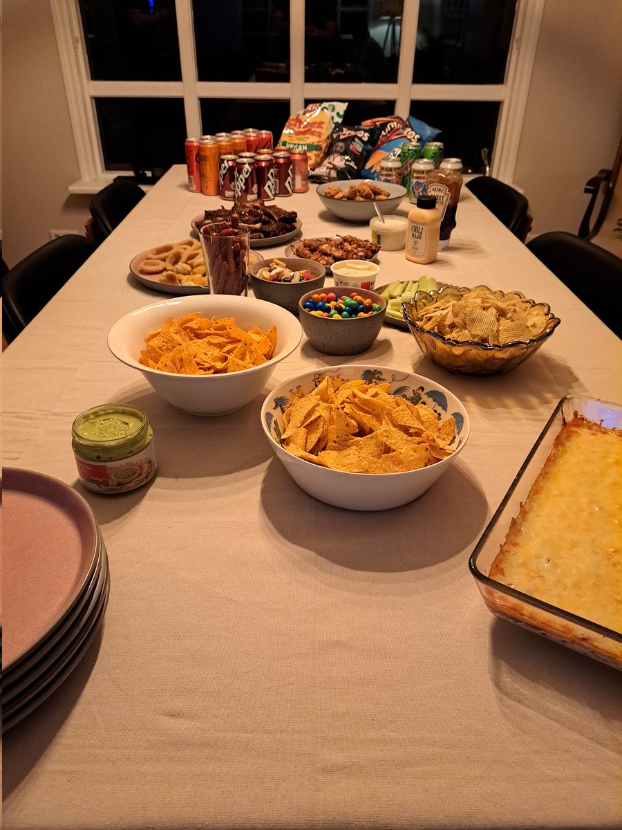 Borgarfjörðurinn er ready í þessa veislu. #nflisland #SuperBowl